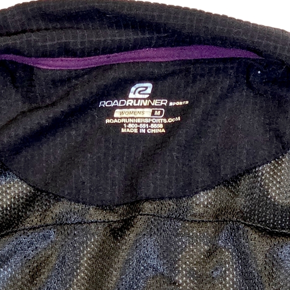Road Runner Sports Full Zip Ruffle Running Jacket Black Medium - Picture 9 of 14